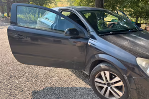 Auto opel astra