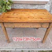 vecchio tavolo da osteria in abete restaurato