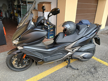Scooter Kimco