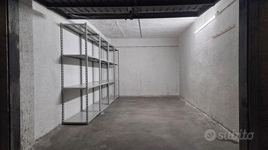 Garage 16 mq via San Faustino