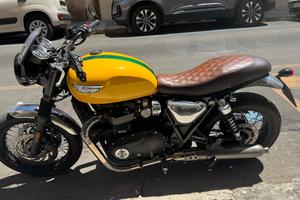 Triumph Bonneville T120 Black customizzata - 2018