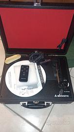 Giradischi vintage a valigetta MAJESTIC TT-28