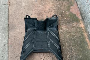 Pedana Piaggio NRG Typhoon