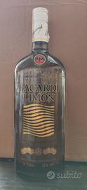 Bottiglia di Rum Bacardi Limon