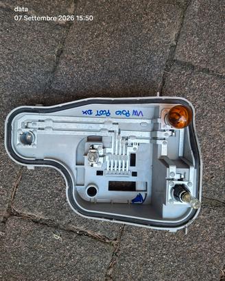 supporto fanale gemma posteriore destro VW Polo 6R