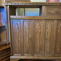 Credenza antica bassa