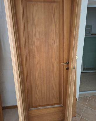 4 porte in legno massello 
