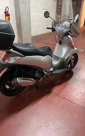 Scarabeo 250