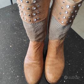 Stivaletti donna in pelle e cuoio
