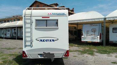 camper ADRIA CORAL 660 SP