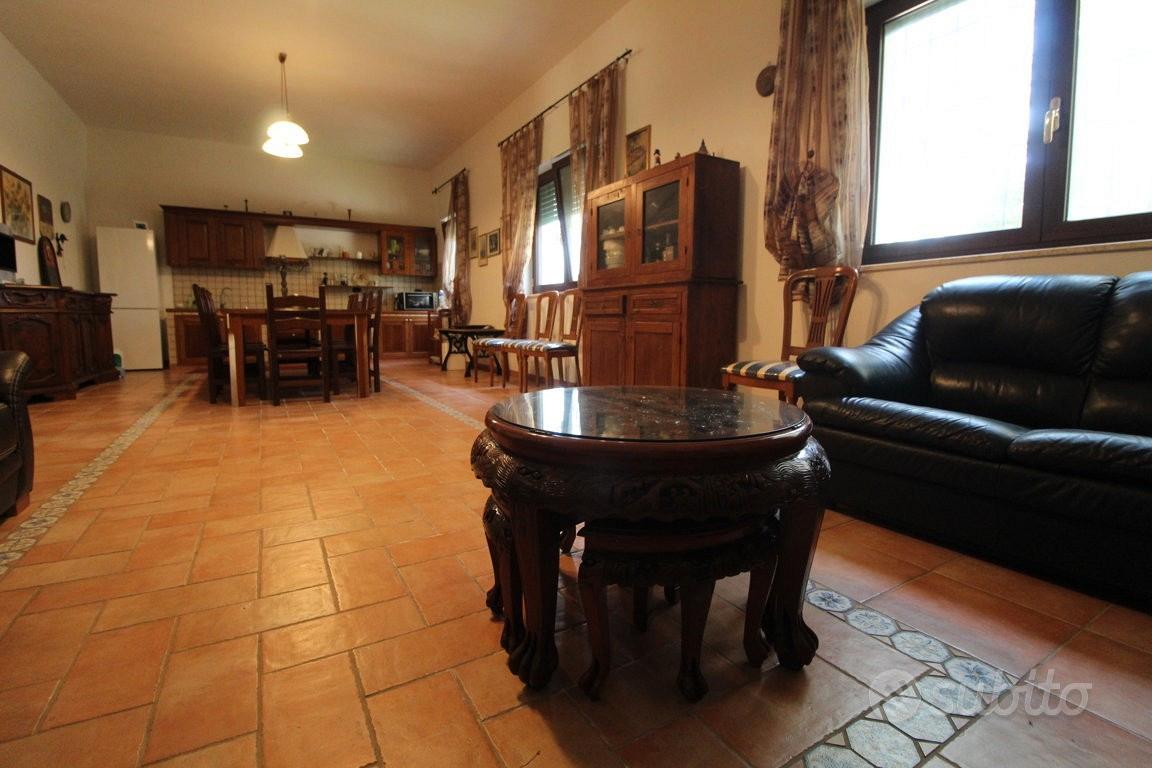 House in TA - View 5