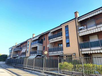 Appartamento di 97 m² con 4 locali a Chieri