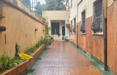 MONTE MARIO-BILOCALE COMPLETAMENTE RISTRUTTURATO