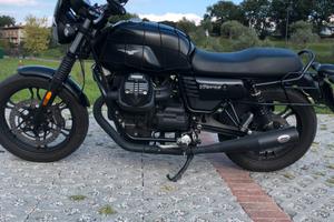 Moto Guzzi v7 Stone III