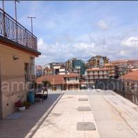 Attico ascensorato con terrazzo ad Acireale centro