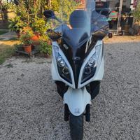 Kymco Downtown 300i - 2010