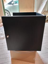 Sportellini Ikea per libreria 