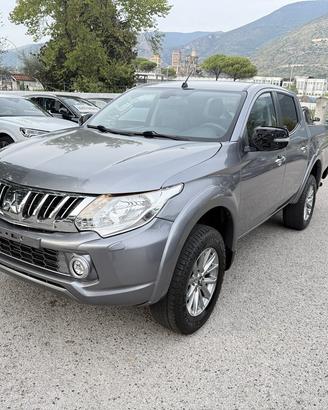 MITSUBISHI L200 DOPPIA CABINA 4X4 CAMBIO MANUALE