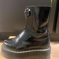 Dr. Martens Jetta Hi Max
