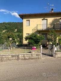 Villetta a schiera zona piscina