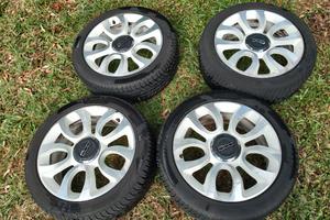 Cerchi 17" in lega 500L o Tipo +Pirelli 4 stagioni