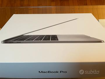MacBook Pro 13" 256 Gb SSD 8 Gb Ram
