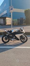 Yamaha yzf R125