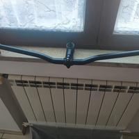 manubrio e attacco manubrio rockrider st 120