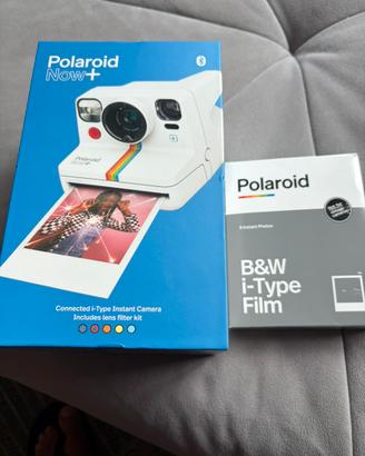 Polaroid Now + con custodia e ricerica foto