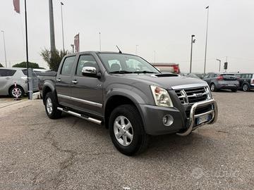 ISUZU D-Max 3.0 TD CAT CREW CAB 4WD PUP.LS AUT.