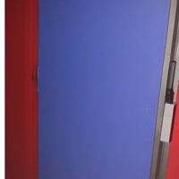 Box insonorizzato per suonare strumenti