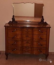 Arredamento vario e mobili d'epoca