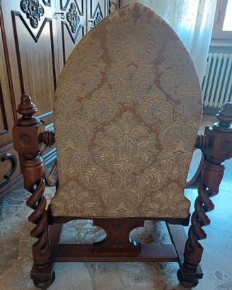 2  poltrone anni 70 . Prezzo trattabile