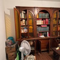 Libreria perfetta e se interessati anche libri