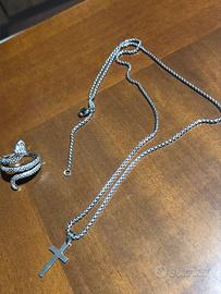 Collana c/croce 60 cm in acciaio+ anello serpente
