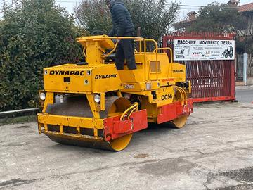 M12 Rullo compressore Dynapac CC14 targato