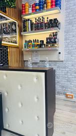 Mobile cassa e mensola con Led