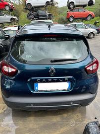 Portellone Renault Captur e altri ricambi