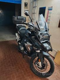 BMW GS 1250 triple black anno 2024