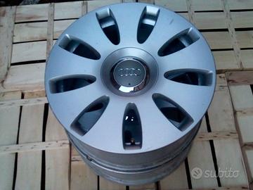 Cerchi il lega da 16" originali Audi