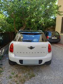Mini  countryman cambio automatico