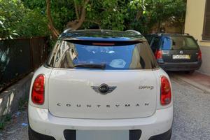 Mini  countryman cambio automatico