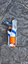 Nerf Strongarm