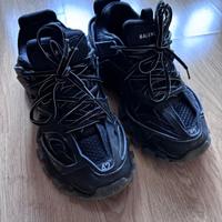 balenciaga track led