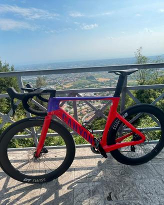 Canyon aeroad