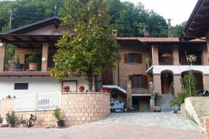 Ampio casale ristrutturato con terreno - ristruttu