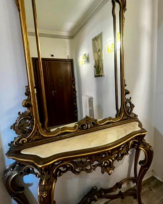 Consolle con specchiare color oro