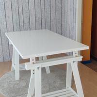 Tavolo con cavalletti Ikea