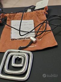 #collana #vestopazzo #quadrata