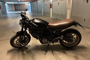 Ducati Scrambler Cafè racer